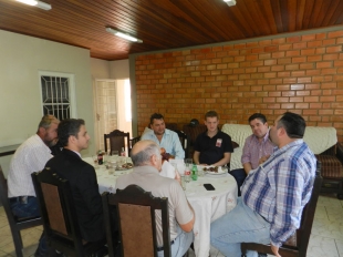 Reuniões nos municípios 